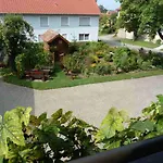 Selz Apartman